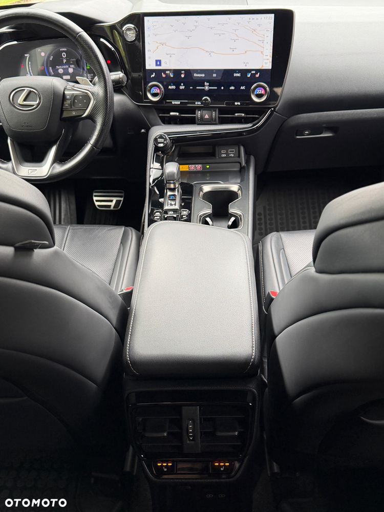 Lexus NX 450h+ F Sport AWD - 28