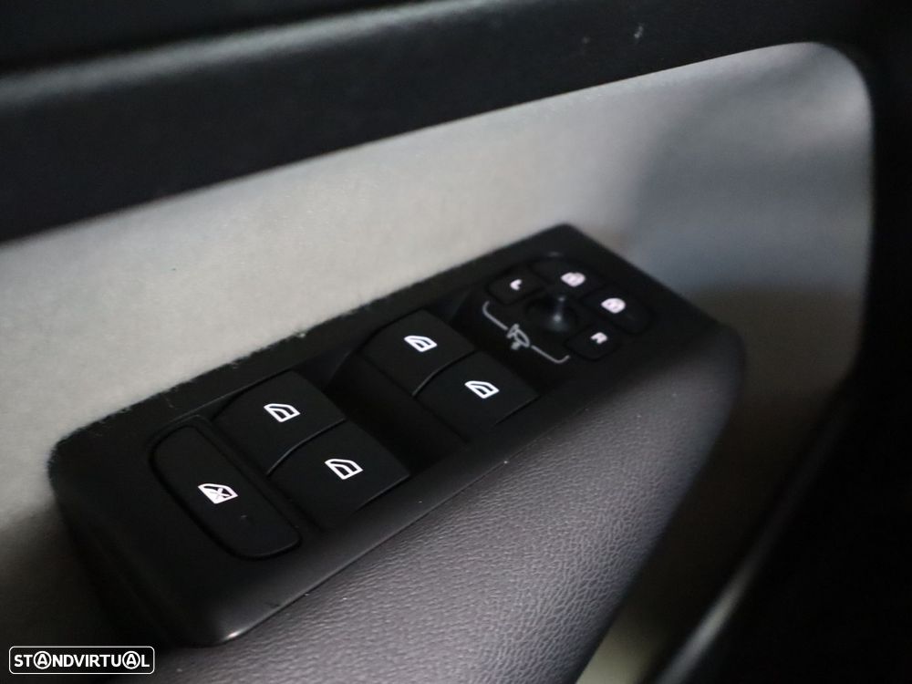 Volvo XC 40 1.5 T5 PHEV Inscription - 14
