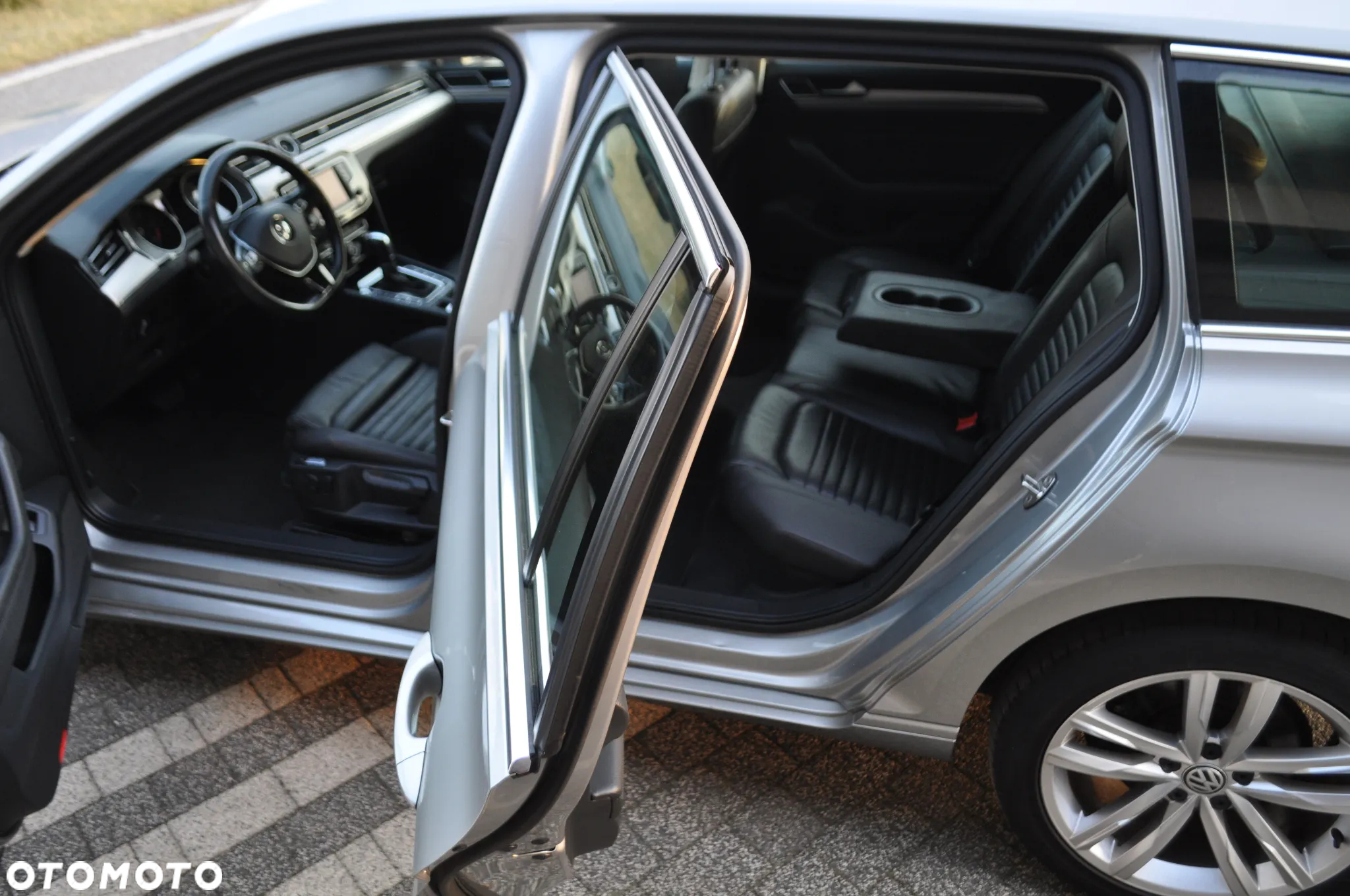 Volkswagen Passat 2.0 TDI BMT Highline DSG - 22