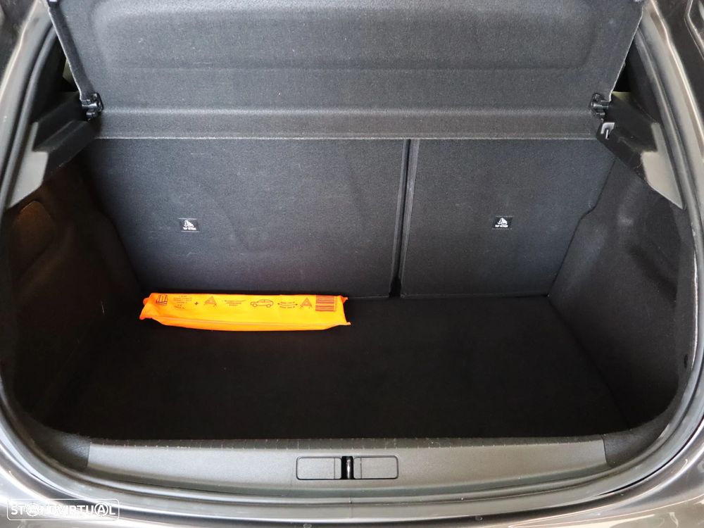 Peugeot 208 PureTech 100 EAT8 Active Pack - 10