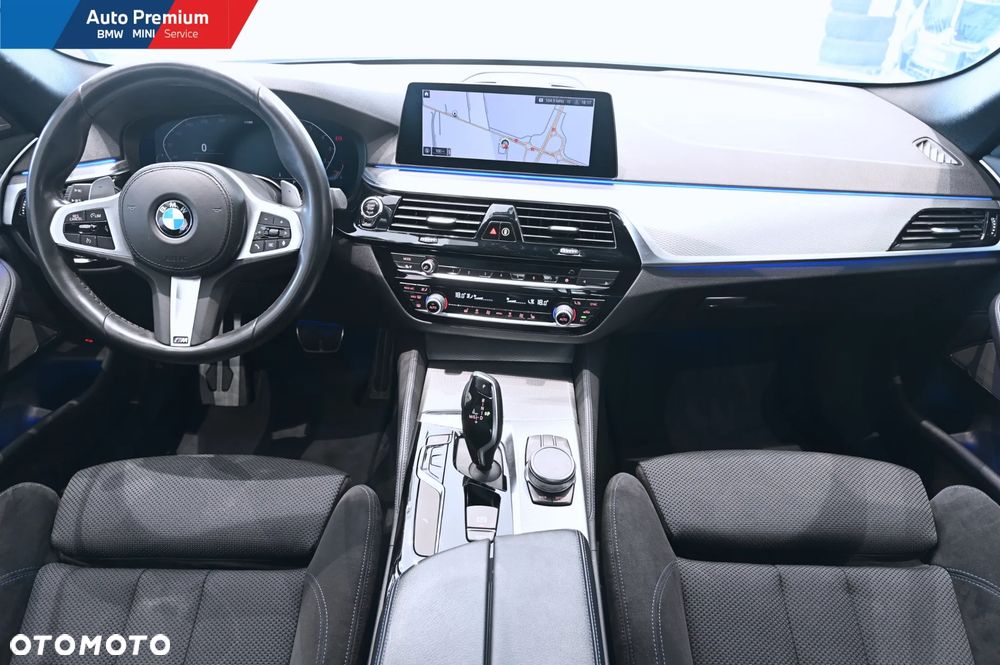 BMW Seria 5 540i xDrive - 13