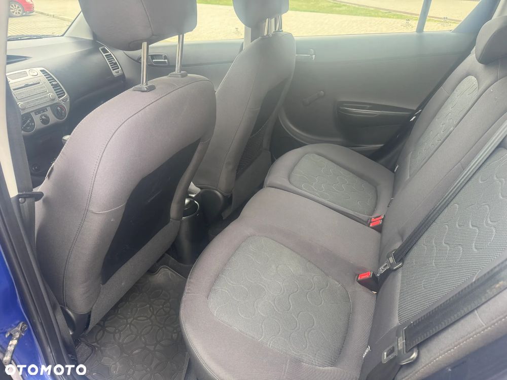 Hyundai i20 1.4 Comfort - 11