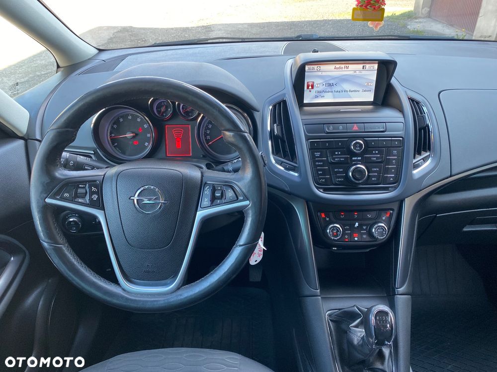Opel Astra 1.4 T Cosmo - 5