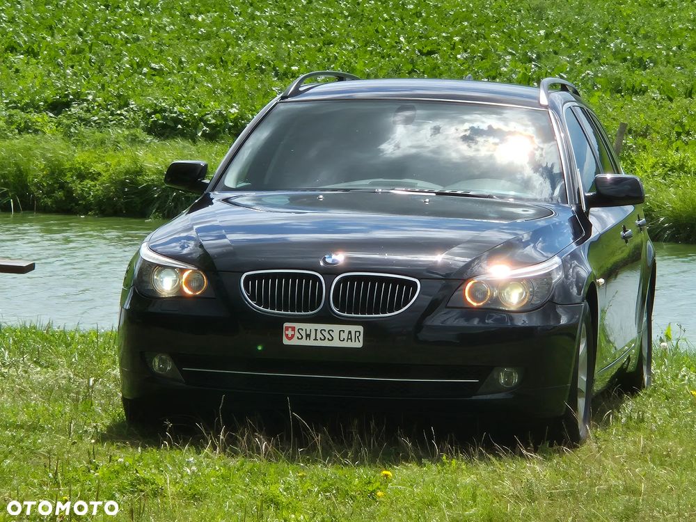 BMW Seria 5 525d Edition Exclusive - 38