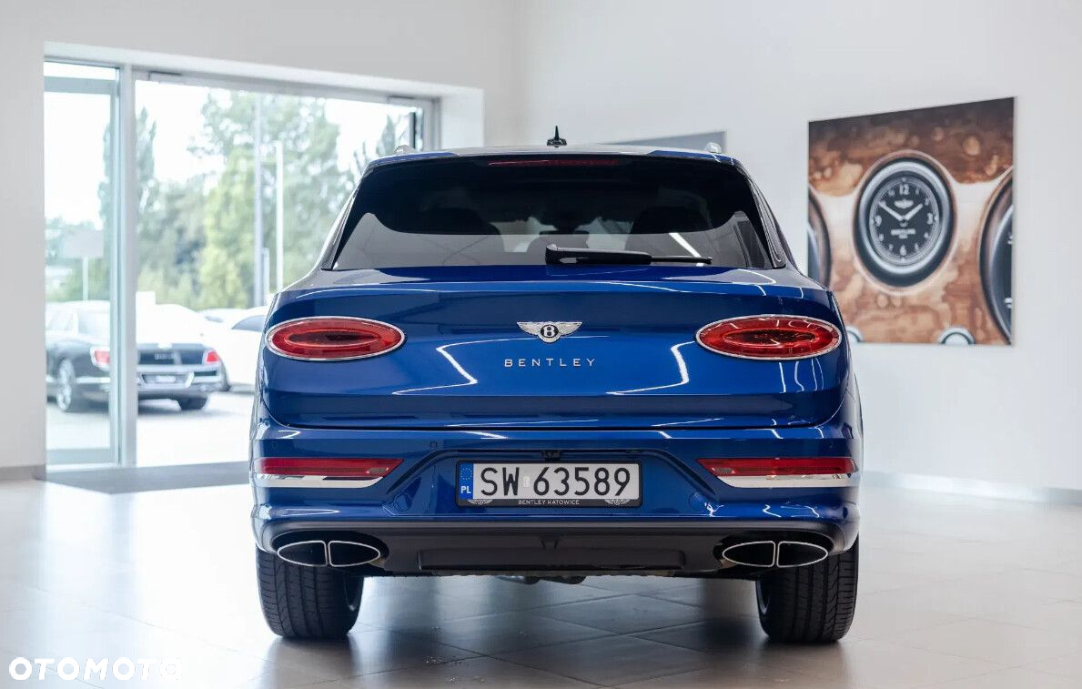 Bentley Bentayga - 4
