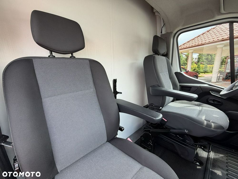 Renault Master - 33