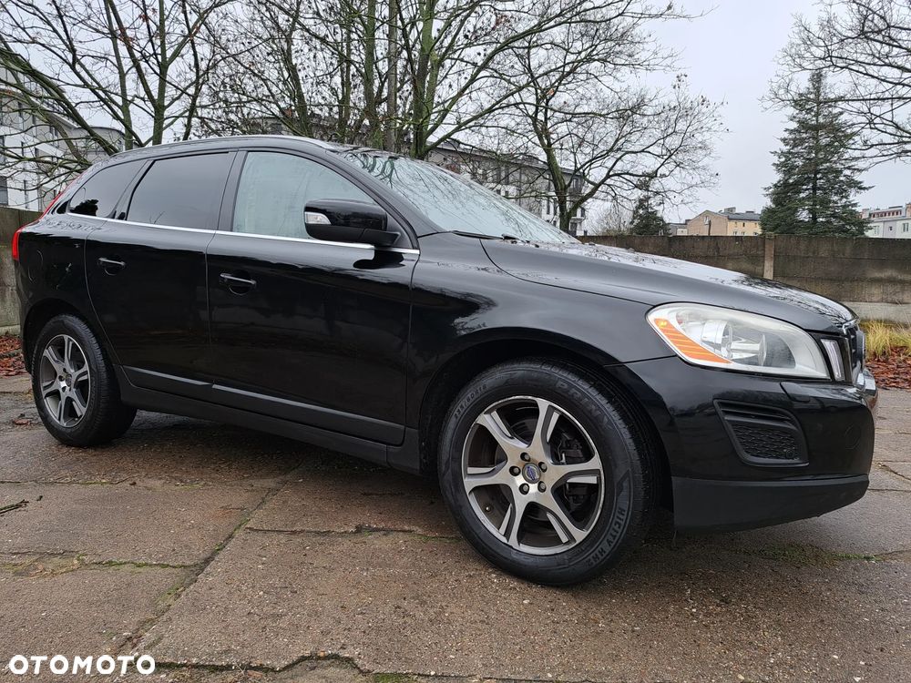 Volvo XC 60 T6 AWD Edition Pro - 4
