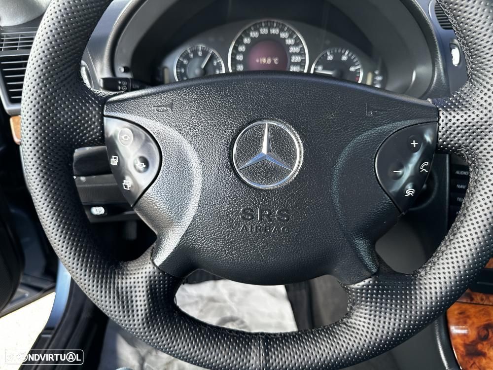 Mercedes-Benz E 270 - 25