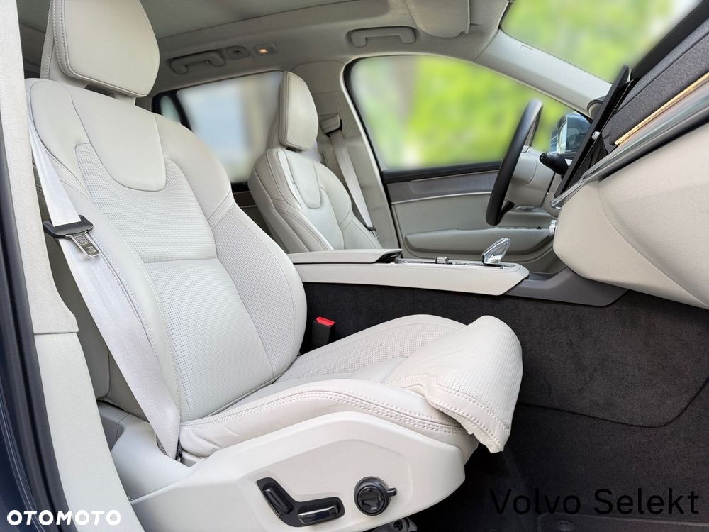 Volvo XC 90 - 28
