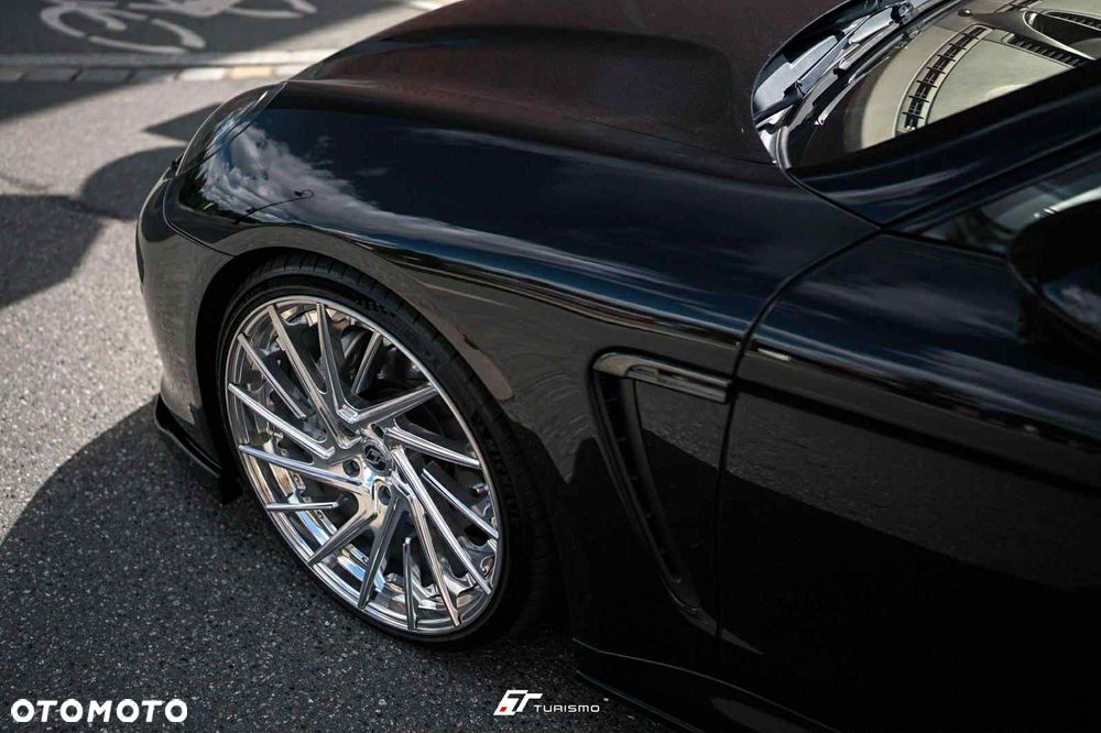 Porsche Panamera 4S - 27