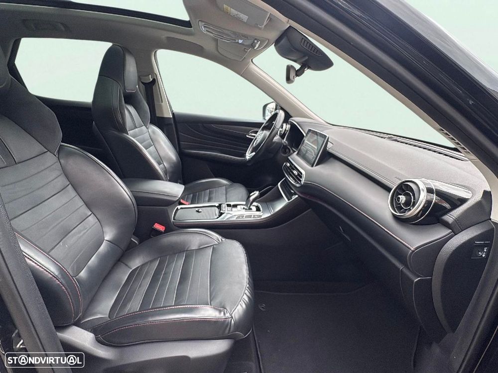 MG EHS 1.5 T-GDI Plug-in Hybrid Luxury - 17