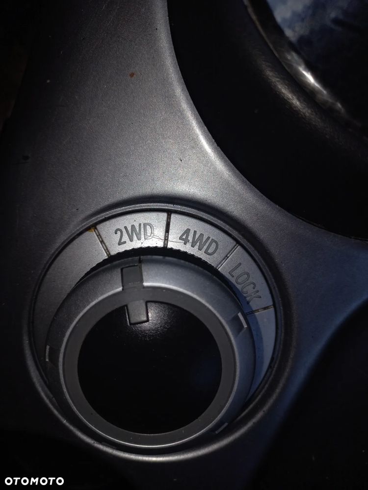 Mitsubishi Outlander - 28
