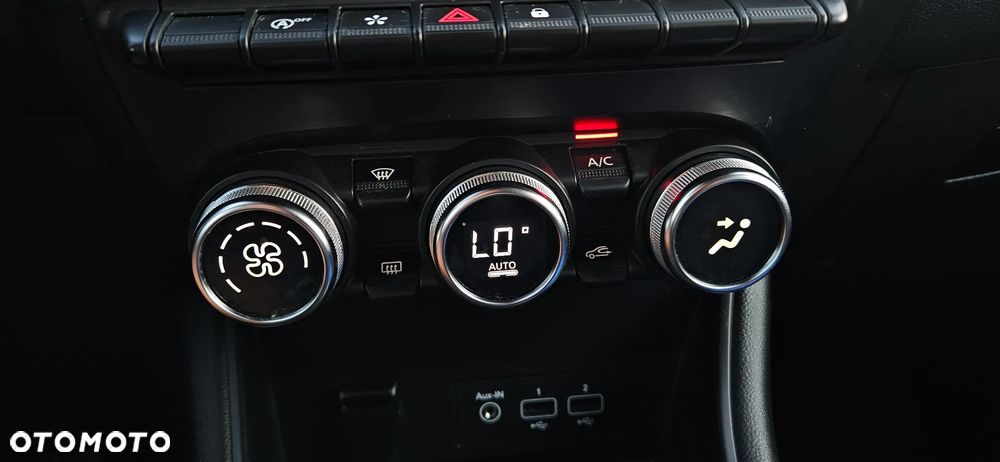 Renault Captur TCe 100 EXPERIENCE - 13