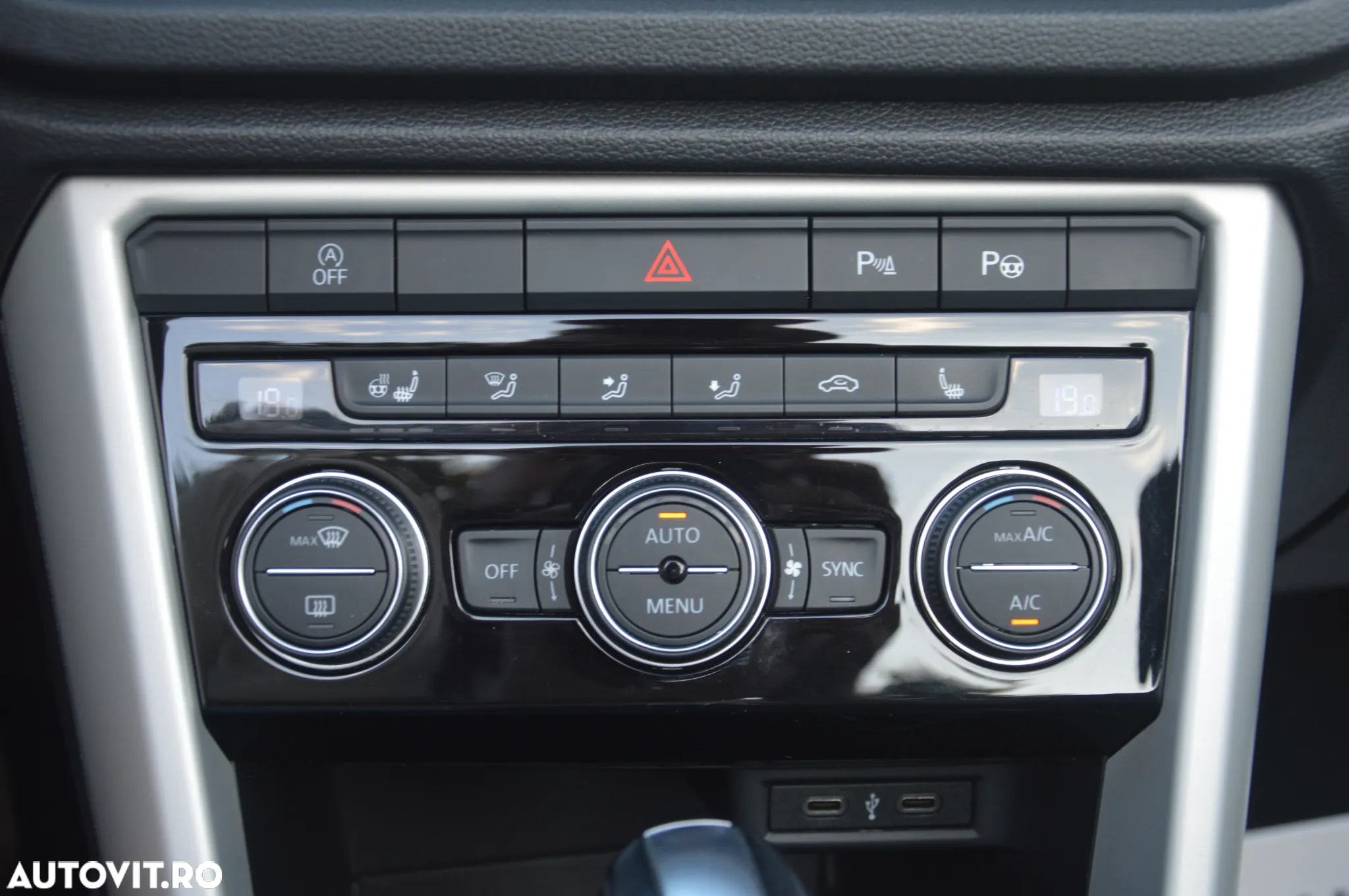 Volkswagen T-ROC Cabriolet 1.5 TSI ACT OPF DSG Style - 28
