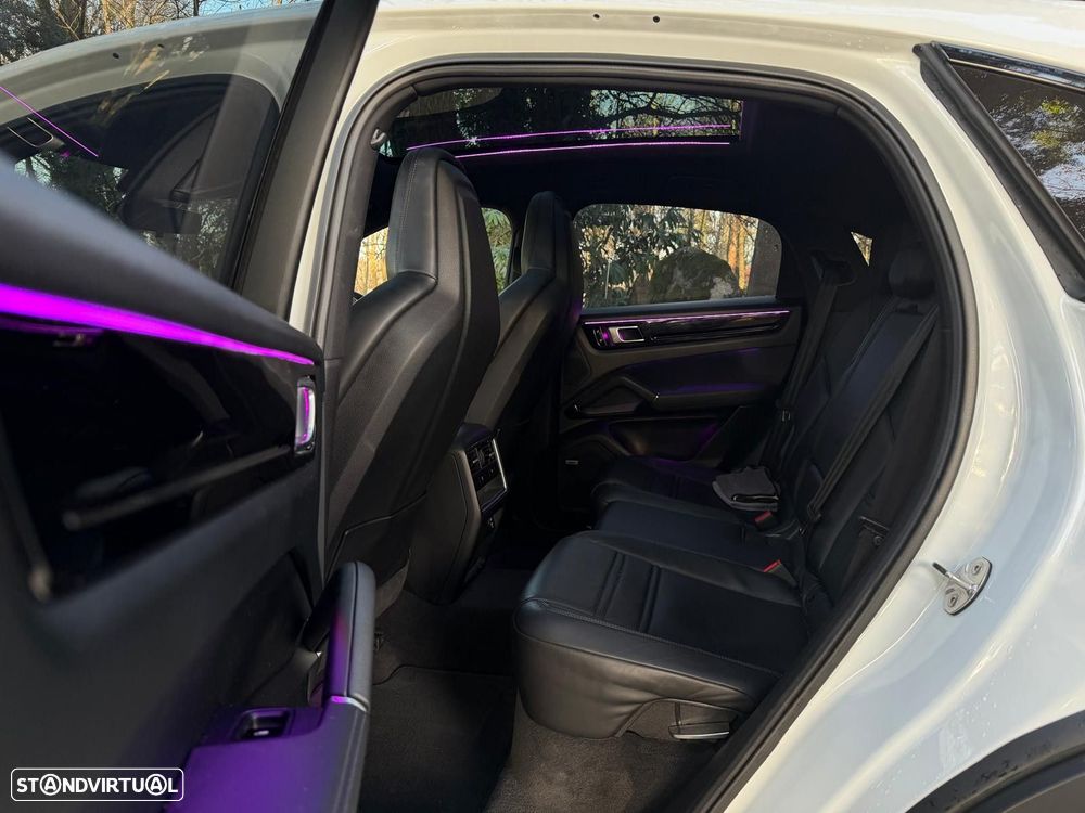 Porsche Cayenne E-Hybrid - 34