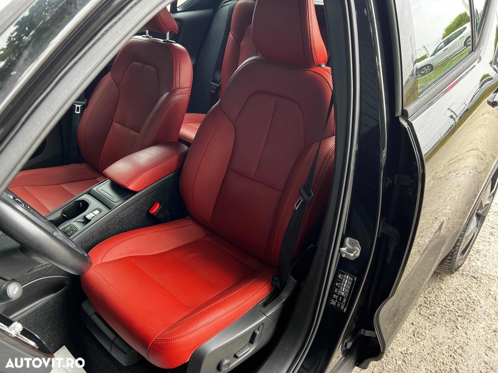 Volvo XC 40 D4 AWD Geartronic Inscription - 8