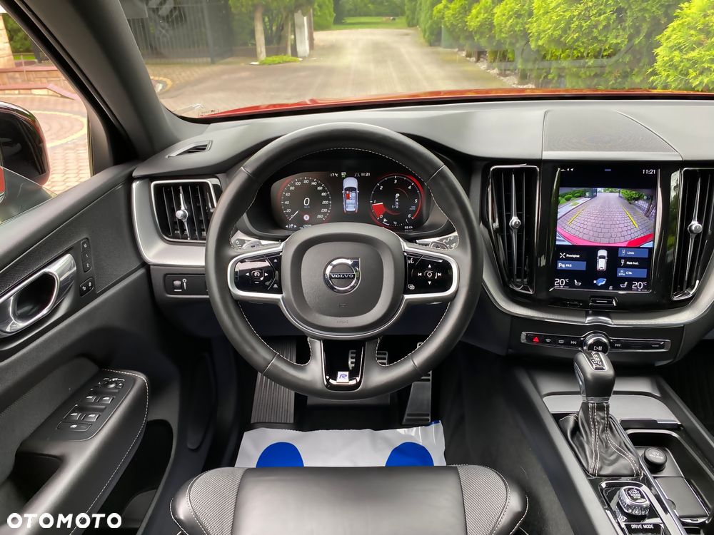 Volvo XC 60 D4 Geartronic RDesign - 22