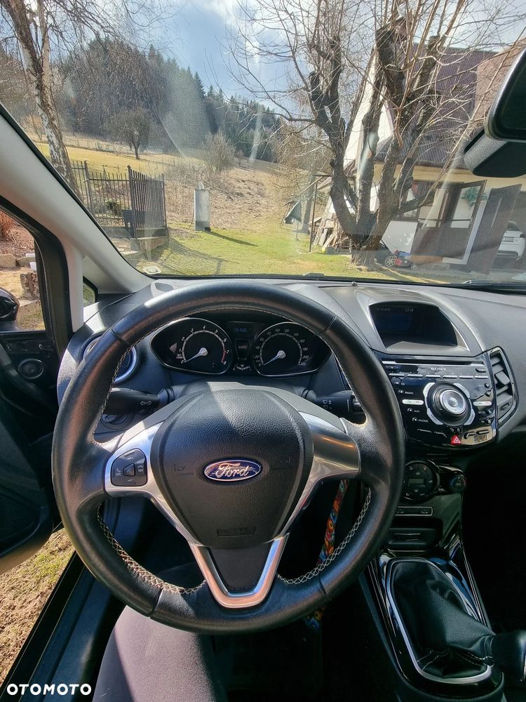 Ford Fiesta - 16