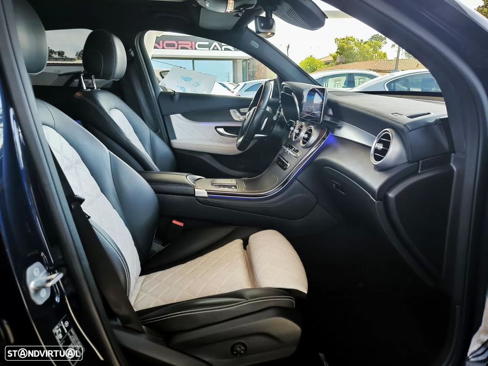 Mercedes-Benz GLC 220 d Coupe 4Matic 9G-TRONIC AMG Line Plus - 23