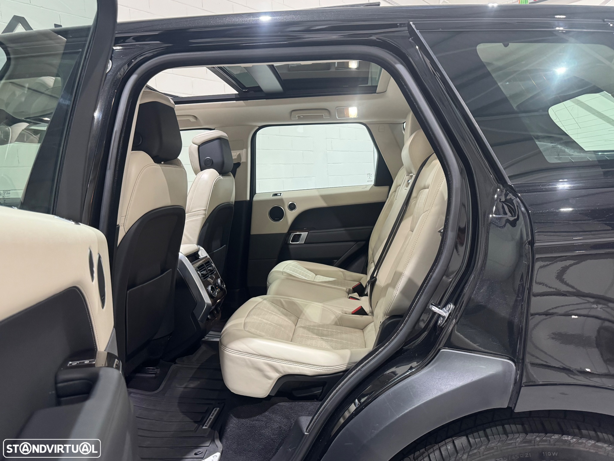Land Rover Range Rover Sport 2.0 Si4 PHEV HSE Dynamic - 35