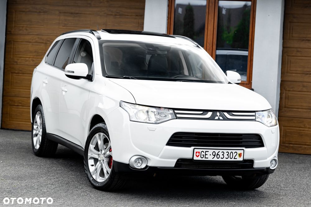 Mitsubishi Outlander 2.2 DI-D 4WD Automatik Invite - 1