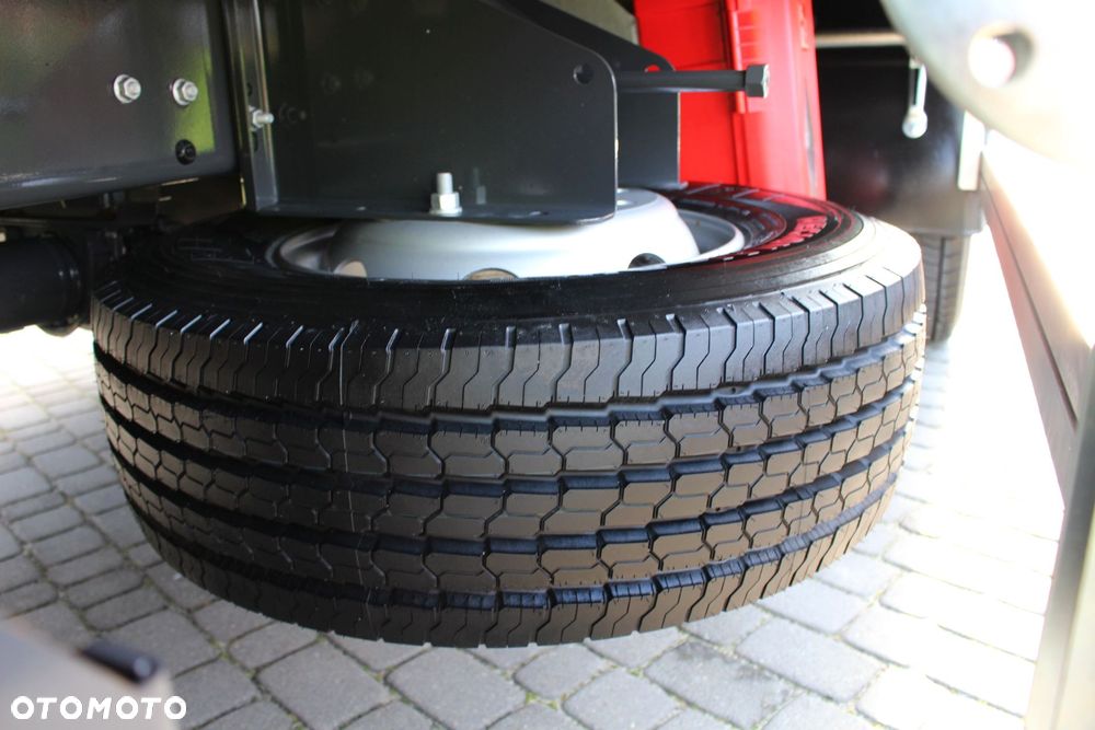 Renault / D16 / POLSKI SALON / NISKI PRZEBIEG 232 TYS KM / ŁADOWNOSC 9562 KG / ZABUDOWA SKRZYNIA 7.10 CM / WECON / Man /Volvo/Scania/ Atego/ - 12