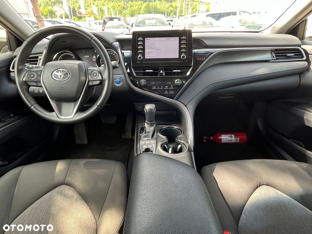 Toyota Camry 2.5 Hybrid Comfort CVT - 5