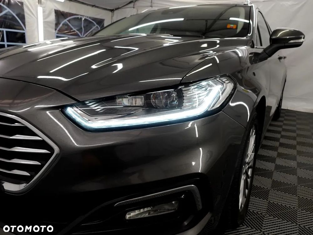 Ford Mondeo 2.0 EcoBlue Titanium - 28