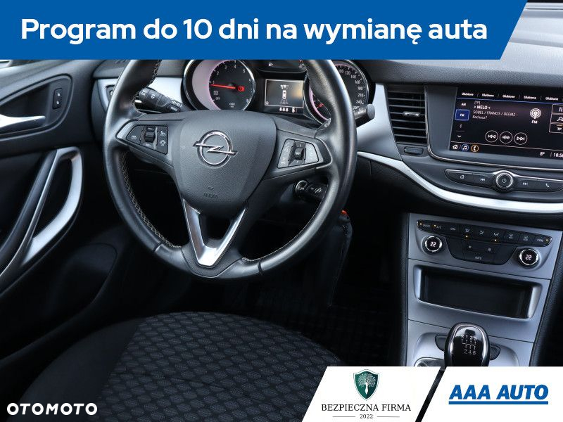 Opel Astra - 8