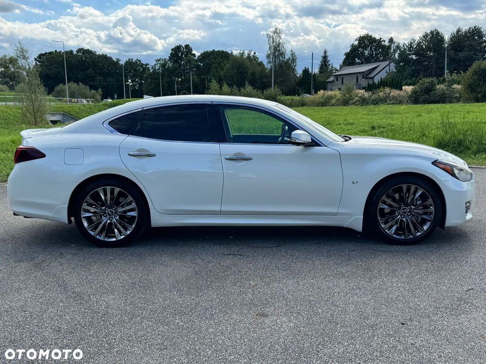 Infiniti Q70 3.7 S Premium - 8
