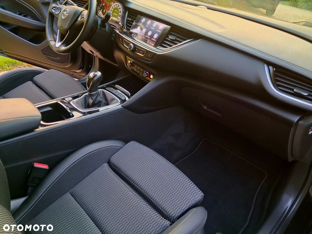 Opel Insignia 1.5 T Exclusive S&S - 14