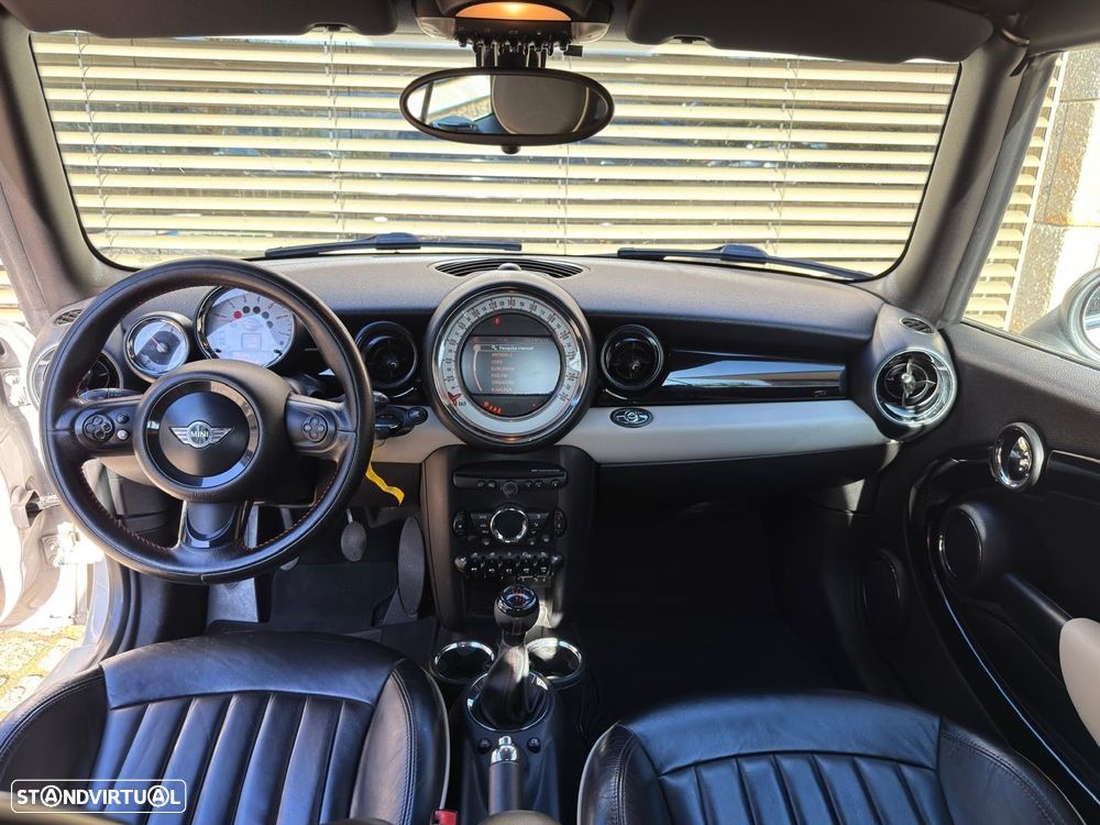 MINI Cabrio Cooper D - 15