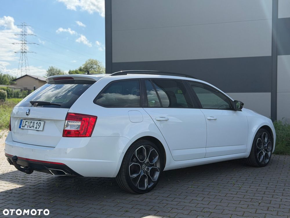 Skoda Octavia 2.0 TDI 4x4 RS Challenge DSG - 14