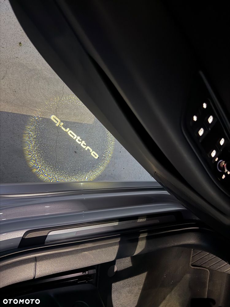 Audi A4 Avant 2.0 TDI S tronic quattro - 35