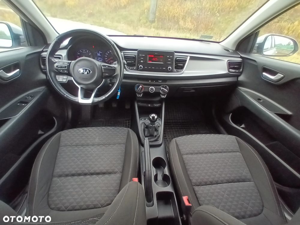 Kia Rio - 23