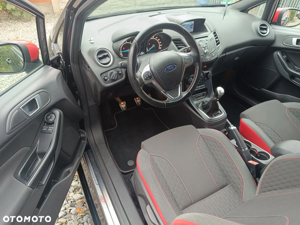 Ford Fiesta 1.0 EcoBoost ST-Line Red ASS - 16