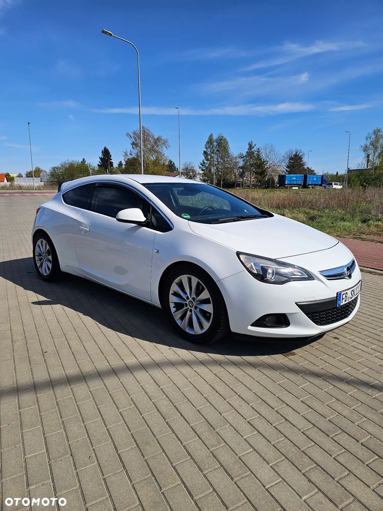 Opel Astra 1.6 ECOTEC DI Turbo ecoFLEX Start/Stop - 11