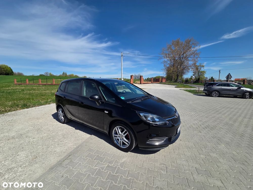 Opel Zafira - 2