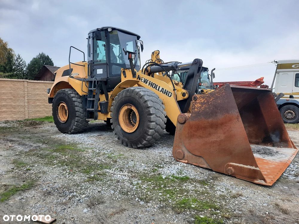 New Holland W270B, - 2