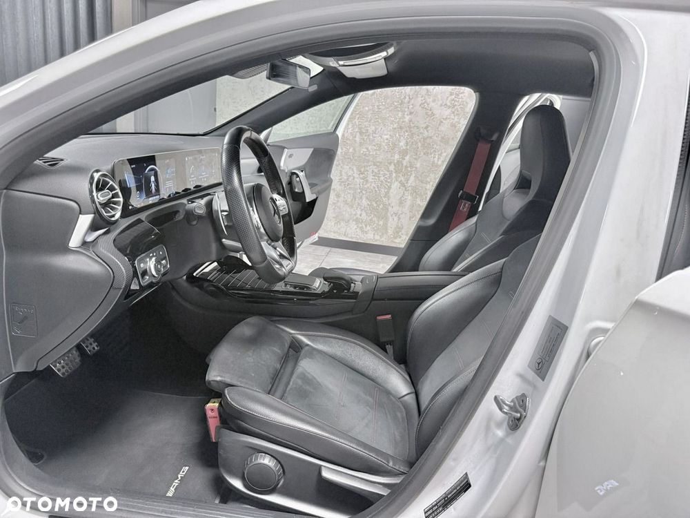 Mercedes-Benz Klasa A AMG 35 4Matic AMG Speedshift DCT 8G AMG Line Advanced Plus - 26