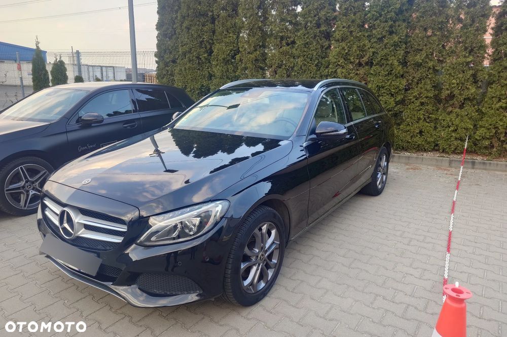 Mercedes-Benz Klasa C 200 4-Matic 9G-TRONIC - 1