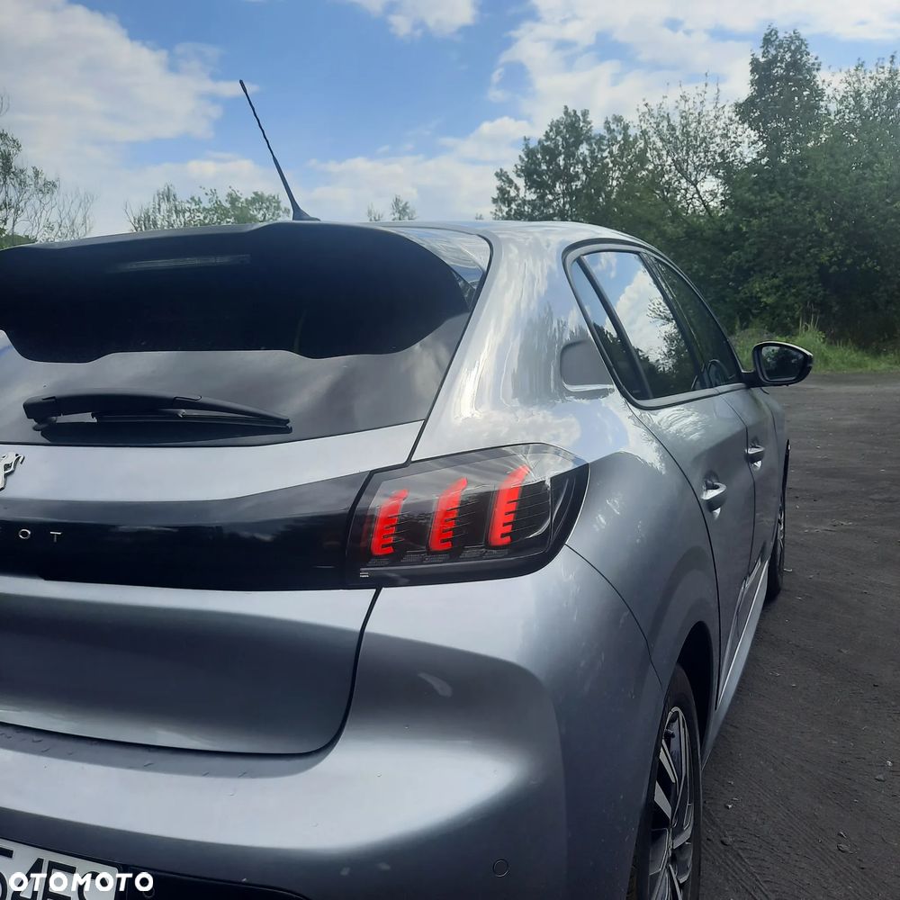 Peugeot 208 1.2 PureTech Allure Pack S&S EAT8 - 12