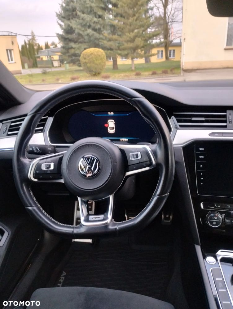 Volkswagen Arteon 2.0 TDI SCR 4Motion DSG R-Line Edition - 31