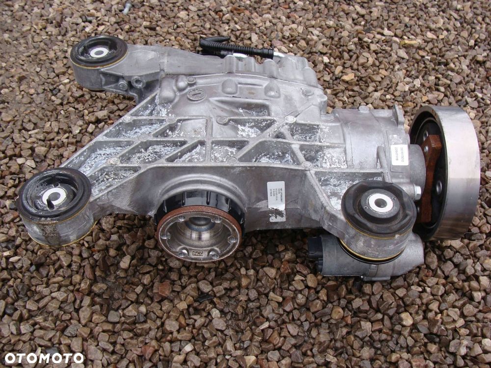 most tył audi q3 83a 0cq525010al 5wa907554r 2025r 2.0 tdi automat - 4