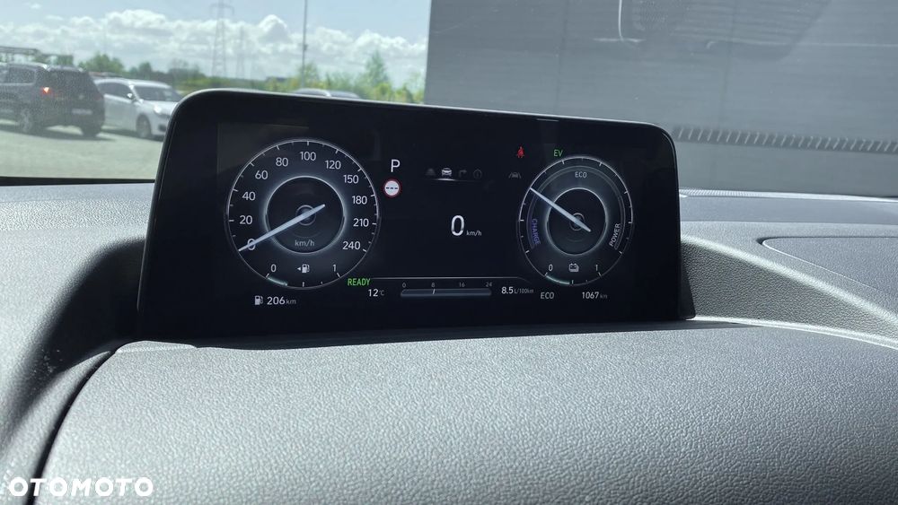 Hyundai Staria 1.6 T-GDI HEV Smart Business - 23