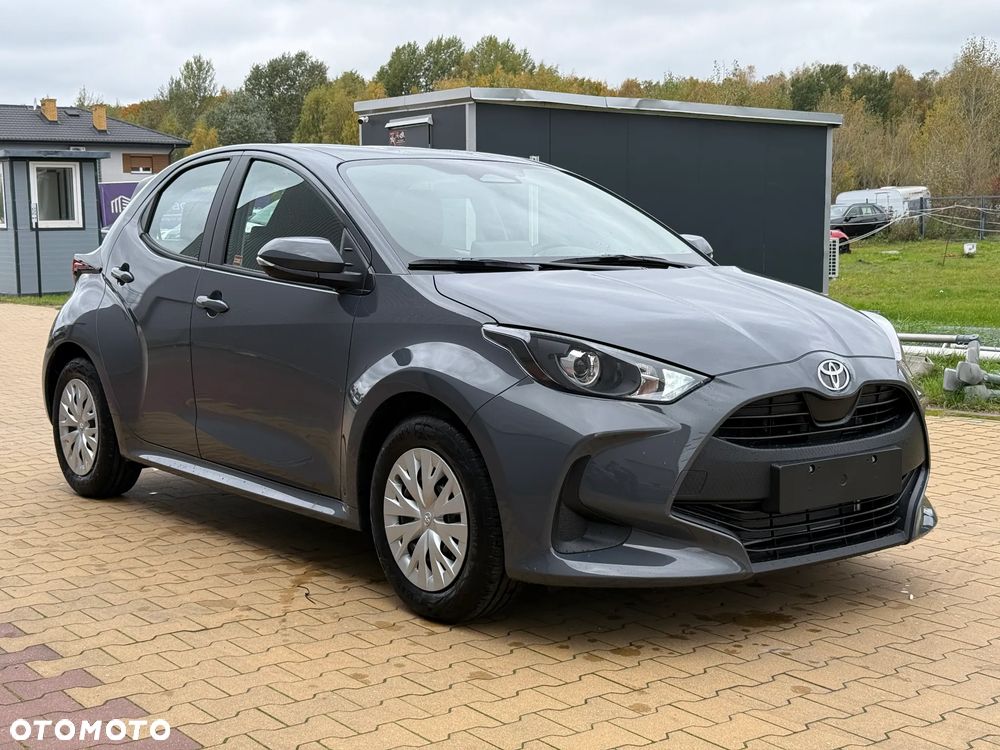 Toyota Yaris - 4