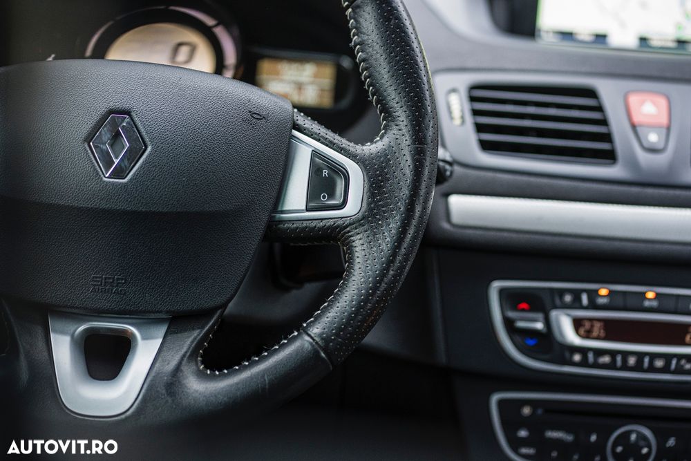 Renault Megane dCi 130 FAP Luxe - 26