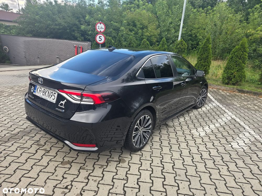Toyota Corolla 2.0 Hybrid Executive - 7
