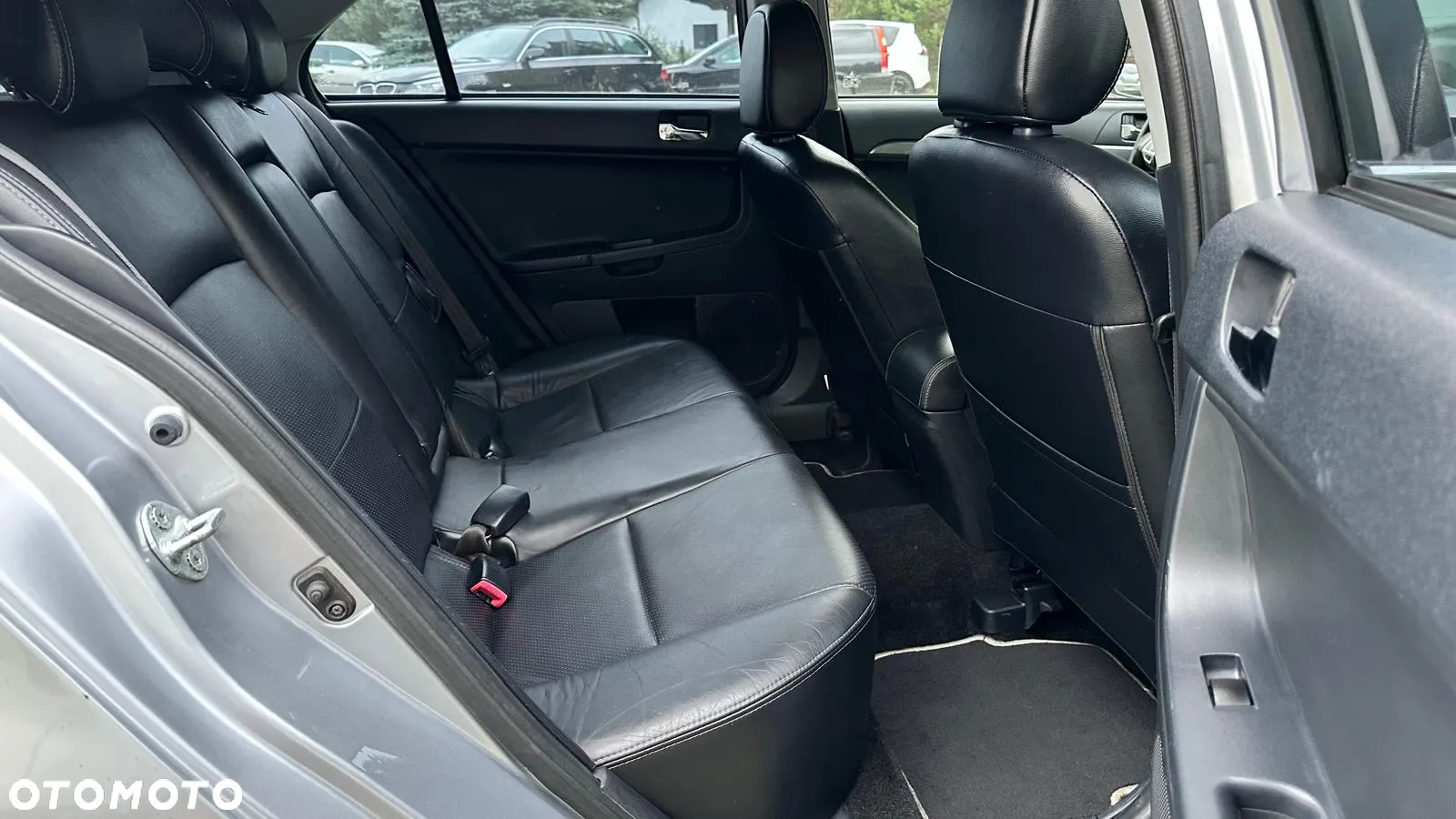 Mitsubishi Lancer 1.8 Intense - 35