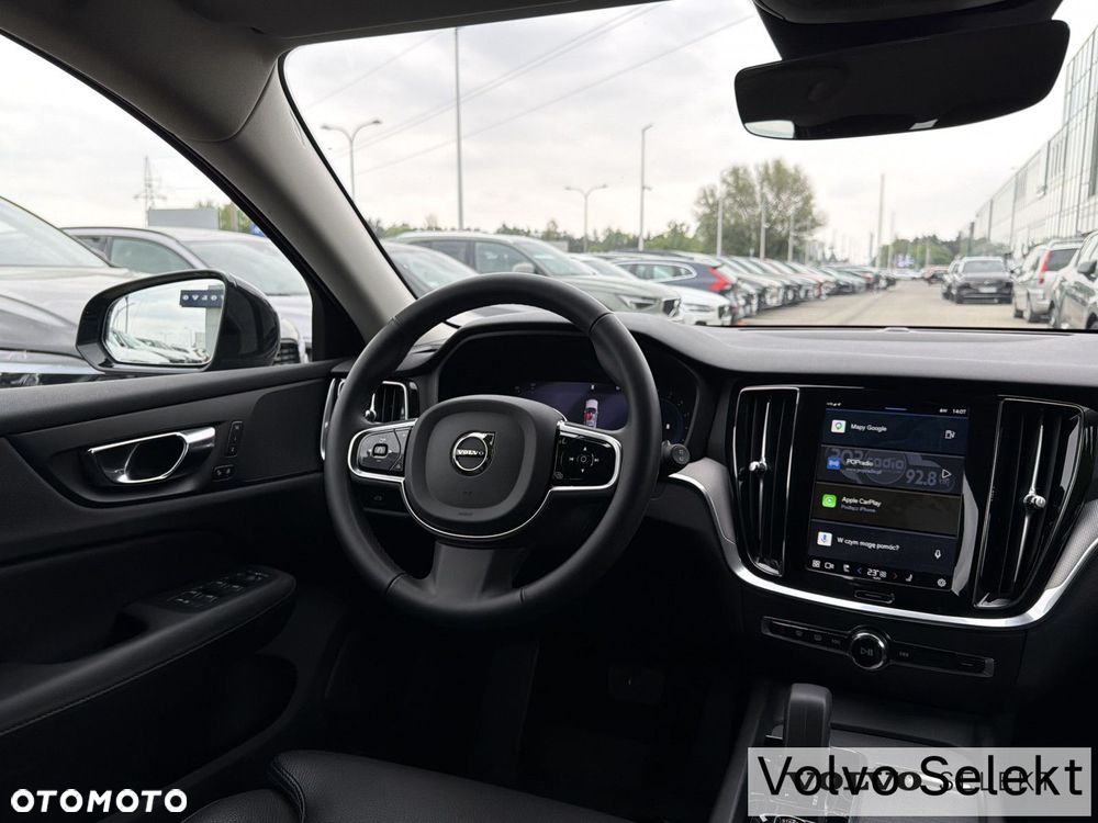 Volvo V60 Cross Country - 13